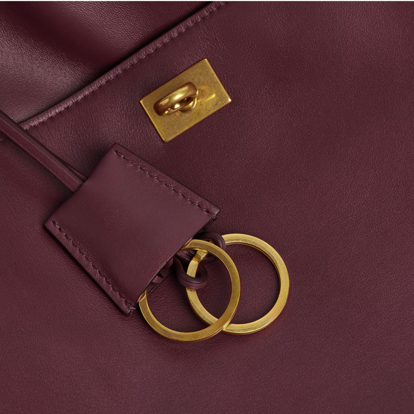 ATHENA MEDIUM HANDBAG IN BURGUNDY