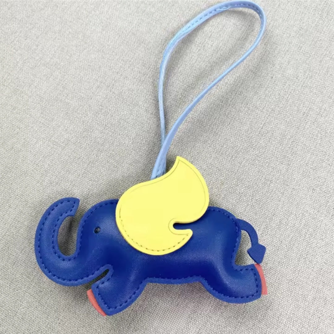 Dumbo Pendant Angel Wings